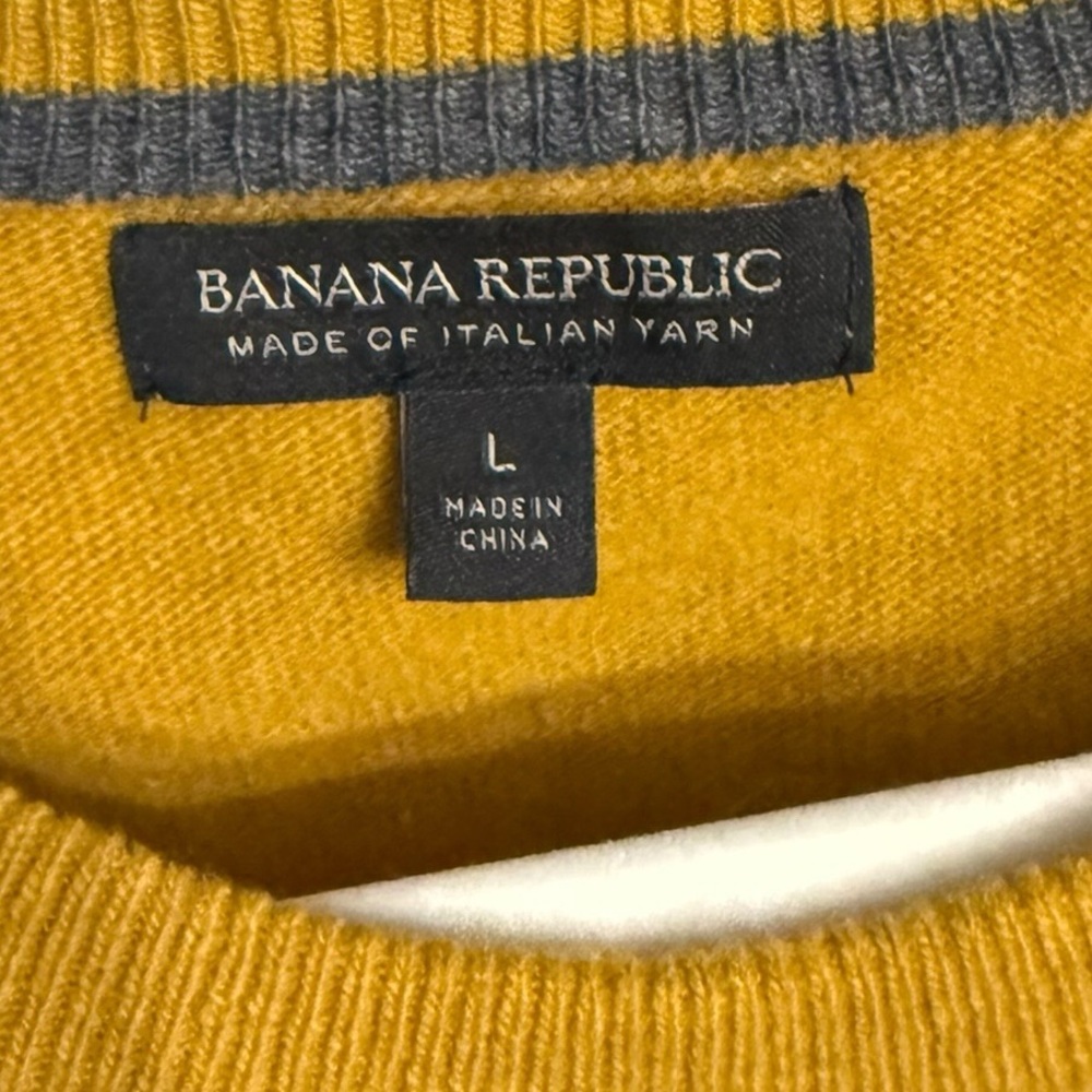 Banana Republic Elbow-Patch Men’s Crew Pullover Wool Blend Spicy Mustard Sz L - Picture 3 of 8